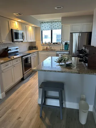 $5,800 | 100 Ocean Trail Way, Unit 801, Jupiter, FL 33477