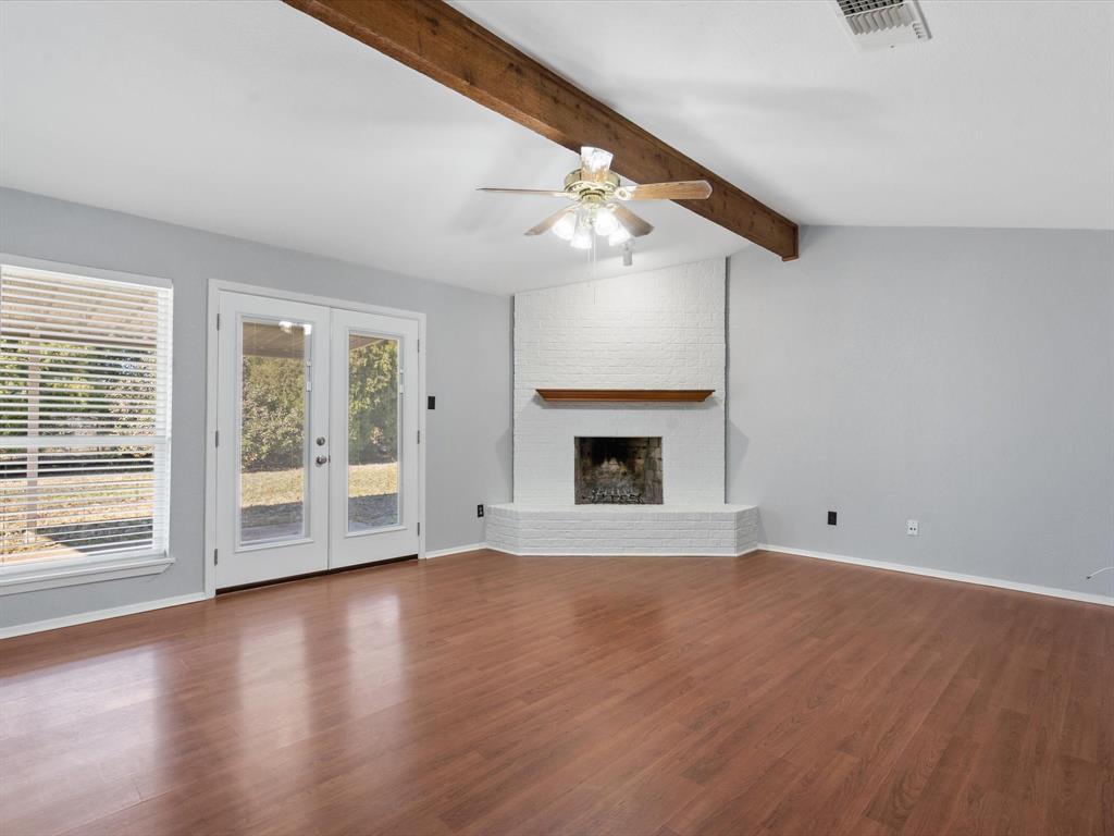 504 Hilldale Road Aledo, TX 76008 - Photo 3 of 20