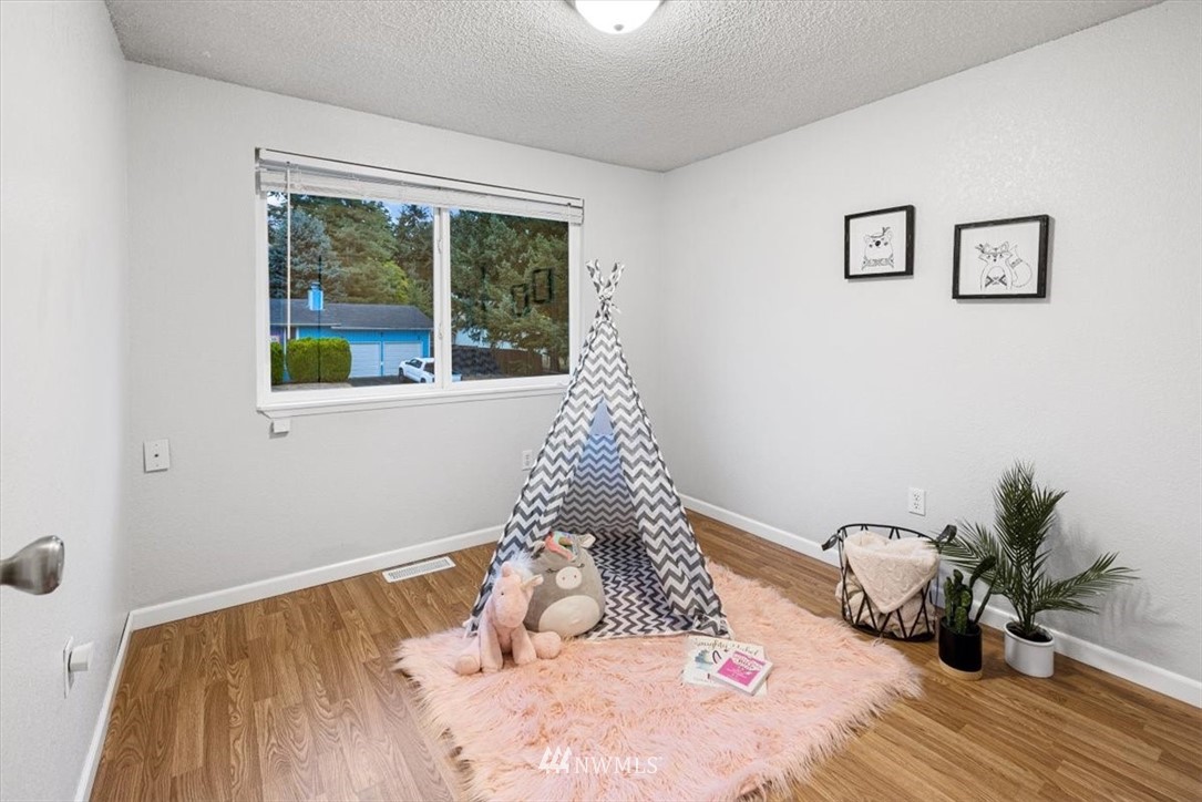 18133 20th Drive Southeast Bothell, WA 98012 - Photo 26 of 40