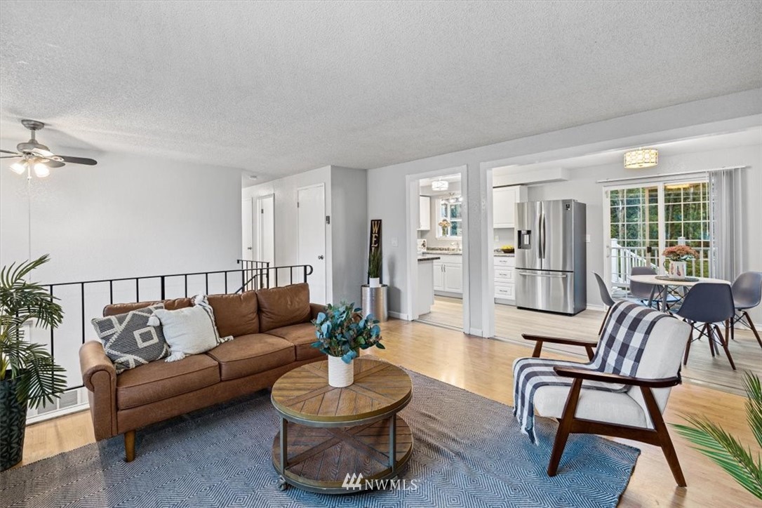 18133 20th Drive Southeast Bothell, WA 98012 - Photo 8 of 40