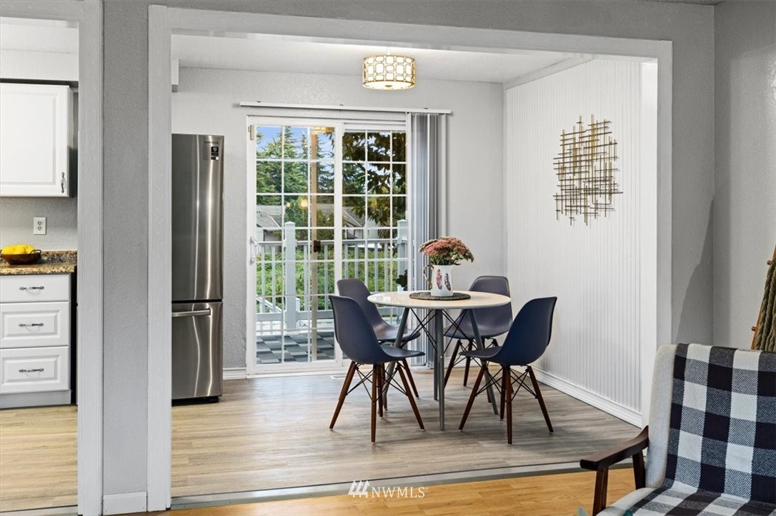 18133 20th Drive Southeast Bothell, WA 98012 - Photo 9 of 40