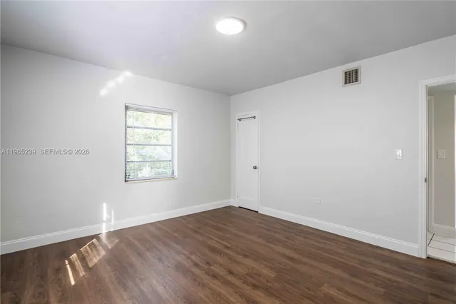 $1,900 | 439 Northeast 82nd Street, Unit 2, Miami, FL 33138