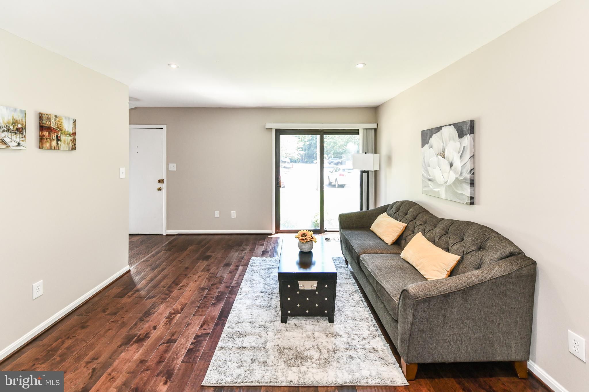 2222 Cartwright Place Reston, VA 20191 - Photo 4 of 44 Gallery Image 4