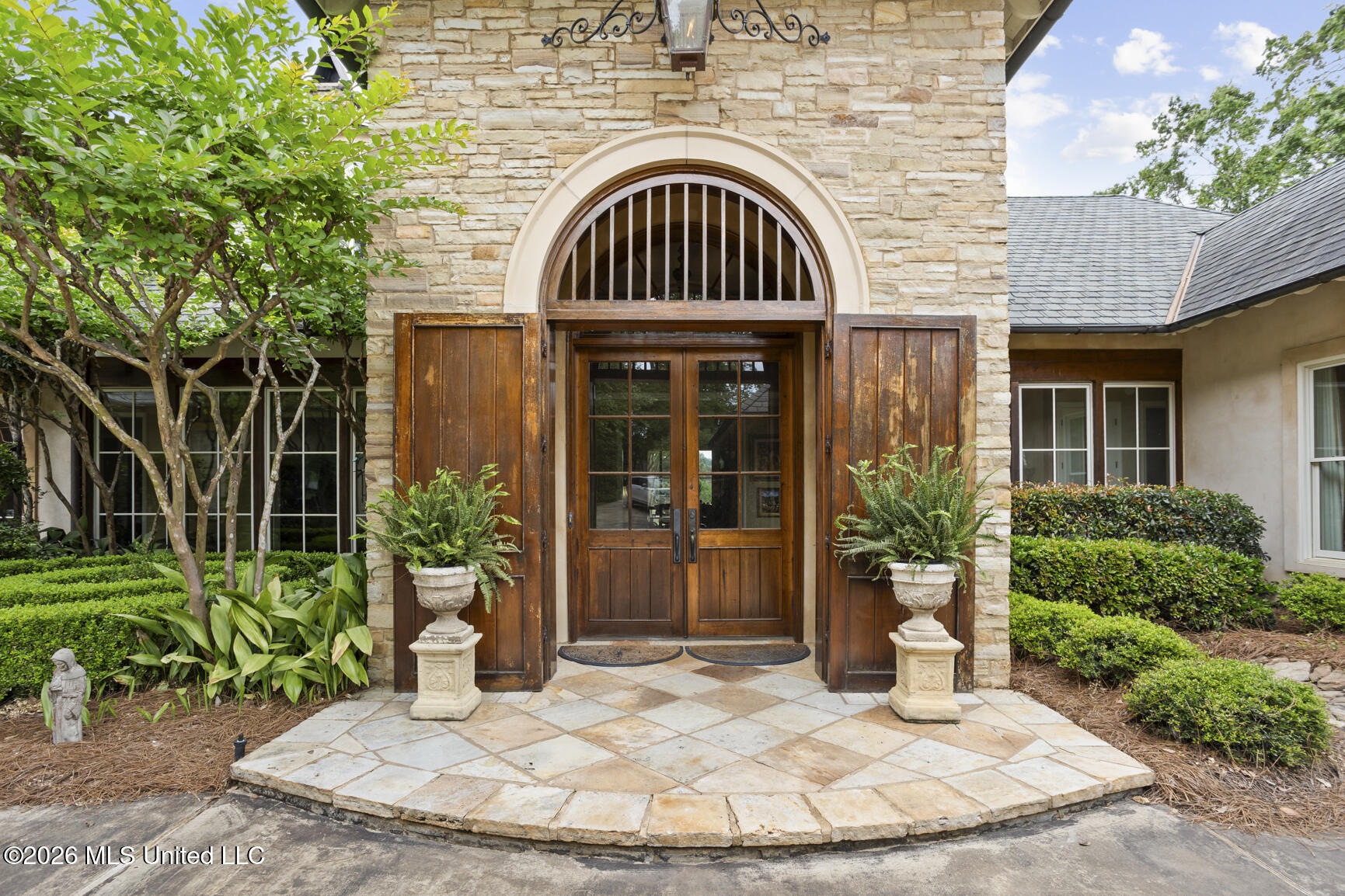 27 Provence Boulevard Madison, MS 39110 - Photo 11 of 72 27 Provence_jhookphotos-10