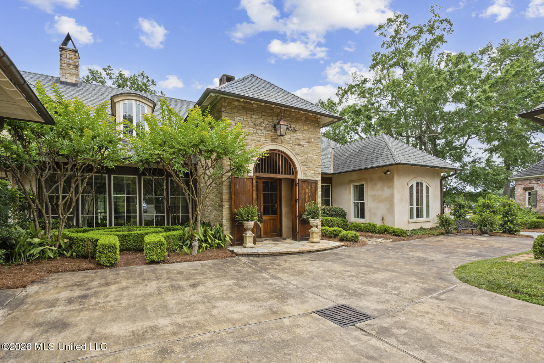 27 Provence Boulevard Madison, MS 39110 - Photo 5 of 72 27 Provence_jhookphotos-5