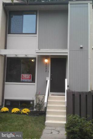 2232 Cartwright Place Reston, VA 20191 - Photo 1 of 16 Exterior (Front)
