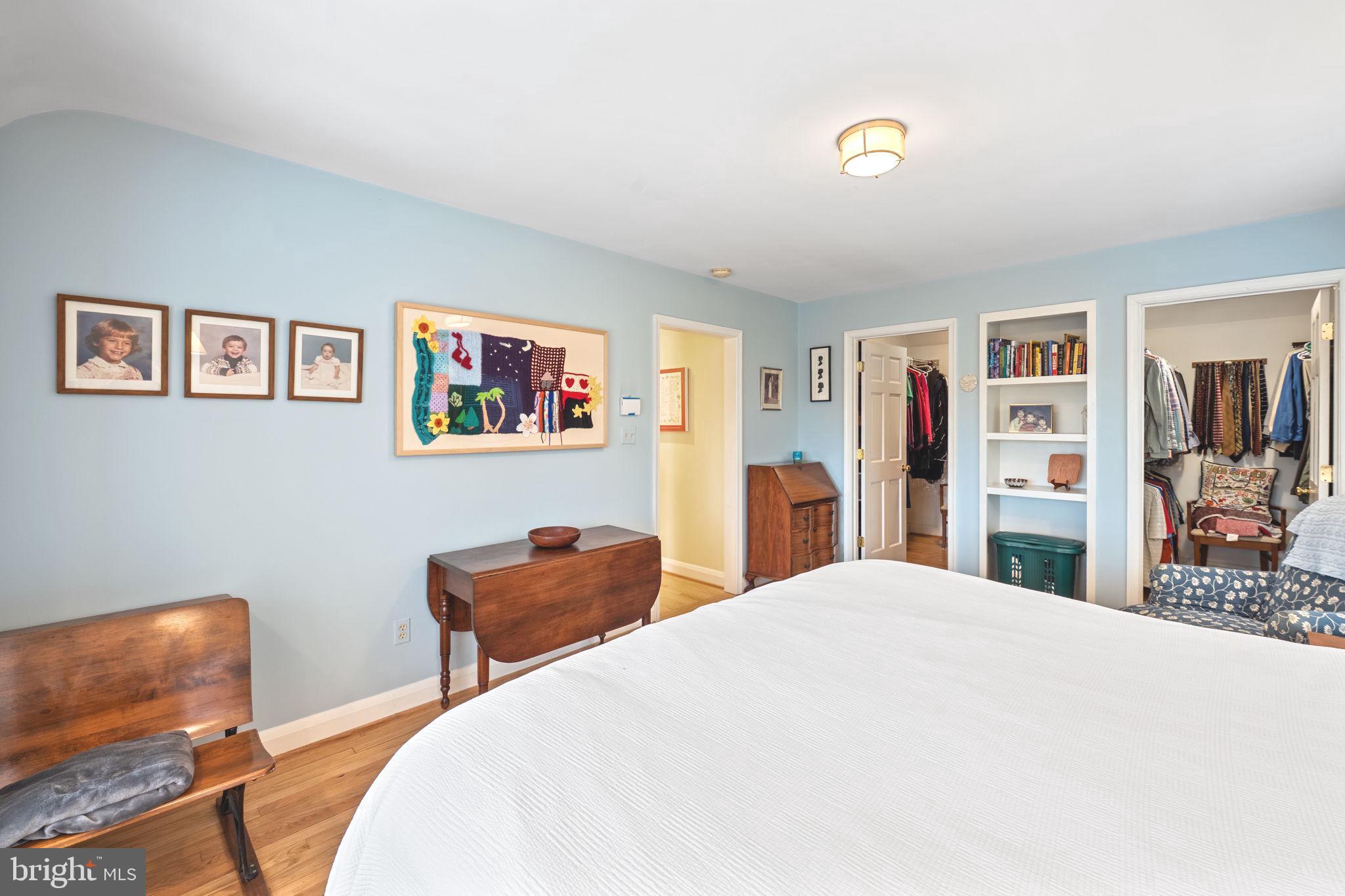 6507 Darnall Road Towson, MD 21204 - Photo 26 of 57 Primary suite on first level