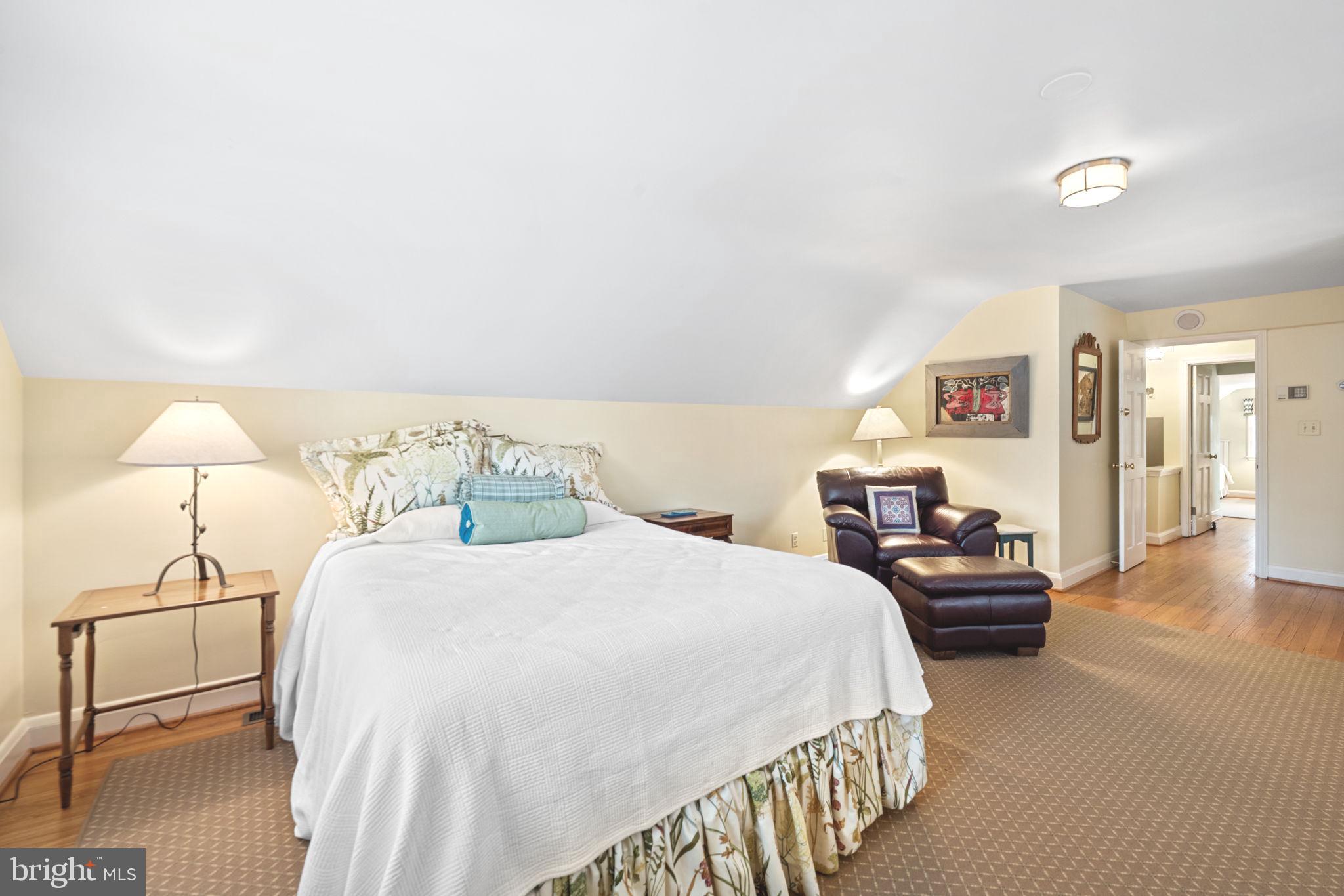 6507 Darnall Road Towson, MD 21204 - Photo 33 of 57 Spacious upstairs Bedroom 2