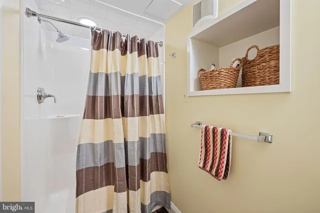 $1,295,000 | 6507 Darnall Road, Towson, MD 21204