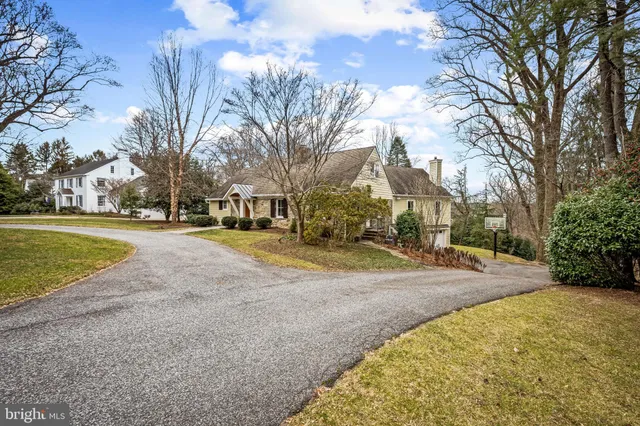 $1,295,000 | 6507 Darnall Road, Towson, MD 21204