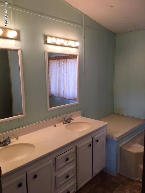 1398 Lx Ranch Road Holbrook, AZ 86025 - Photo 15 of 28