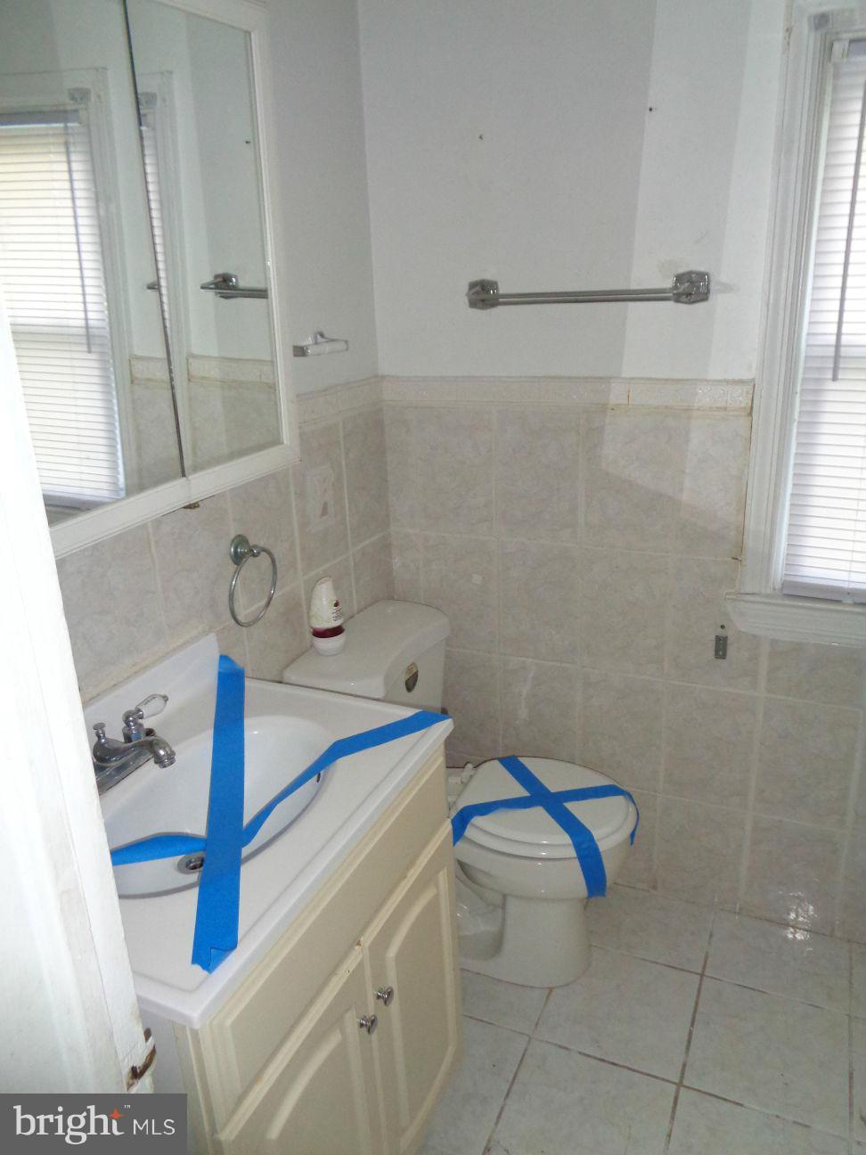 3645 Campfield Road Baltimore, MD 21207 - Photo 11 of 17 Bath