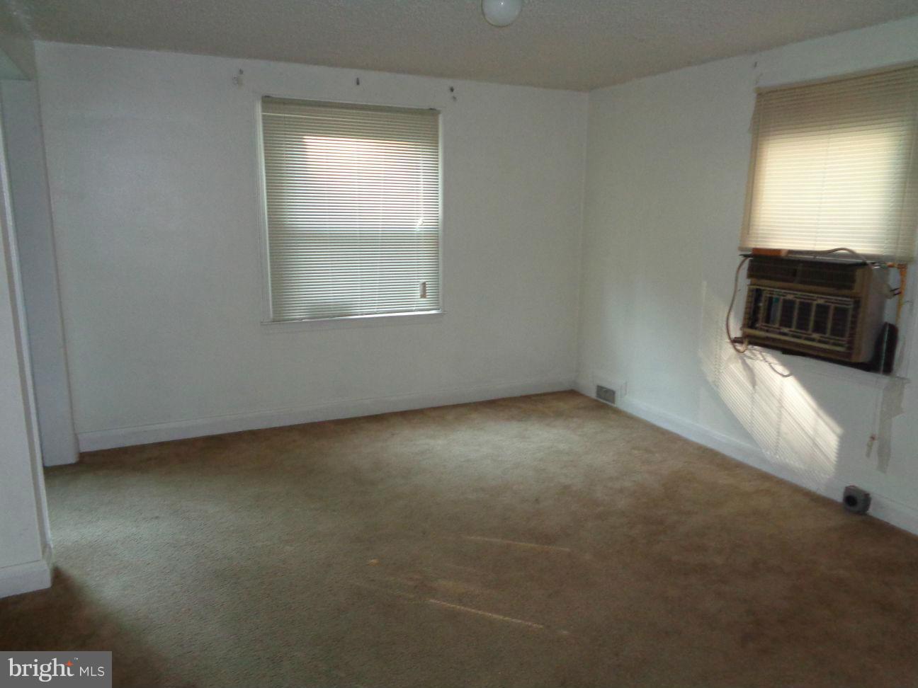 3645 Campfield Road Baltimore, MD 21207 - Photo 3 of 17 Dining Room