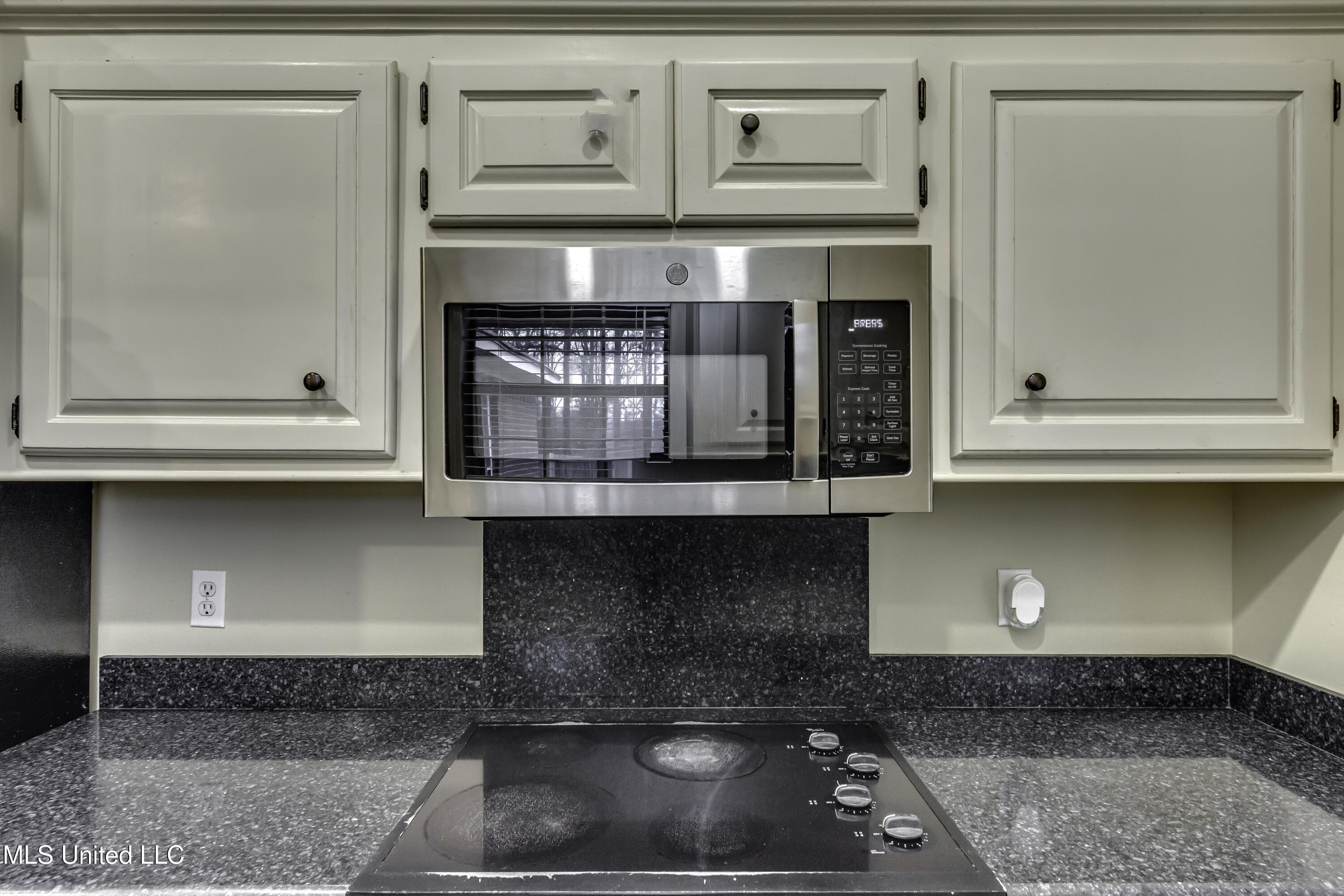 407 Hemlock Drive Flowood, MS 39232 - Photo 18 of 47 407 Hemlock --15