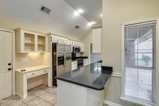 $2,200 | 407 Hemlock Drive, Flowood, MS 39232