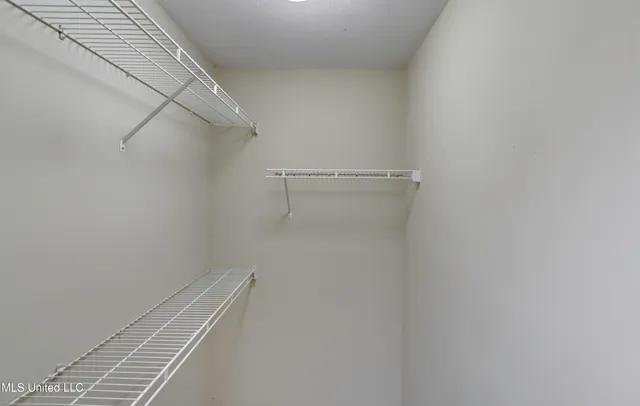 $2,200 | 407 Hemlock Drive, Flowood, MS 39232