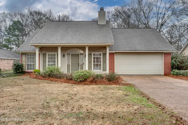 $2,200 | 407 Hemlock Drive, Flowood, MS 39232