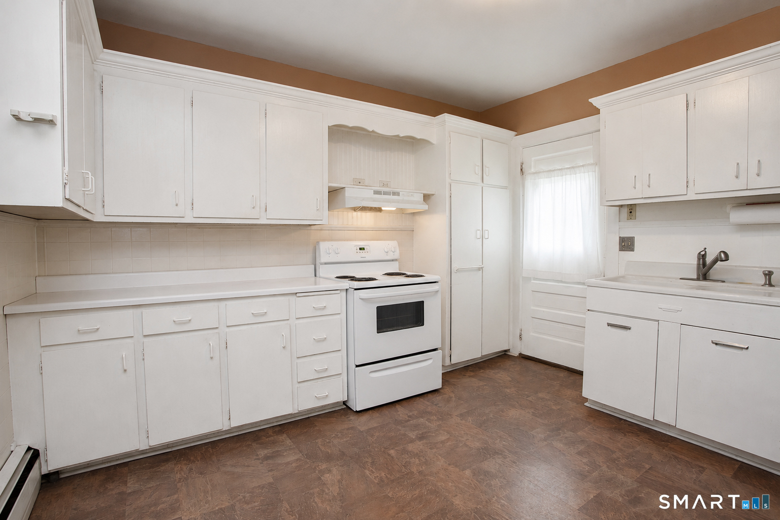 44 Hungary Road Granby, CT 06035 - Photo 6 of 36