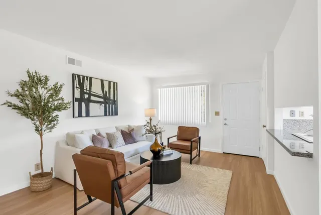 $439,000 | 5660 Calmor Avenue, Unit 4, San Jose, CA 95123