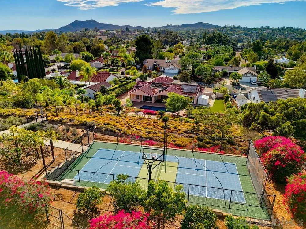 14326 Sandhill Road Poway, CA 92064 - Photo 3 of 75 Gallery Image 3