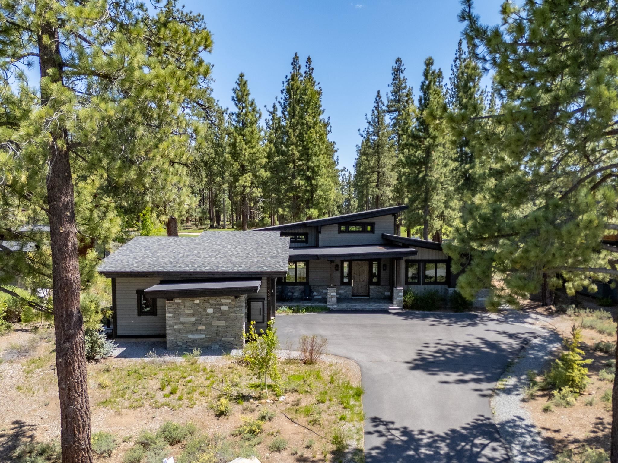 11606 Henness Road Truckee, CA 96161 - Photo 1 of 24 Gallery Image 1