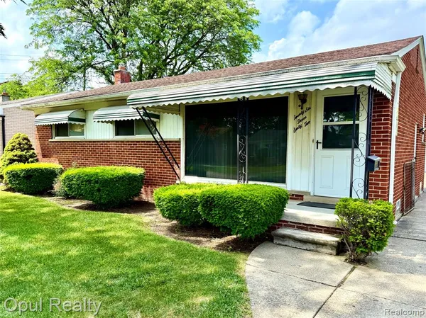 $185,000 | 26362 Margareta Street, Redford, MI 48240