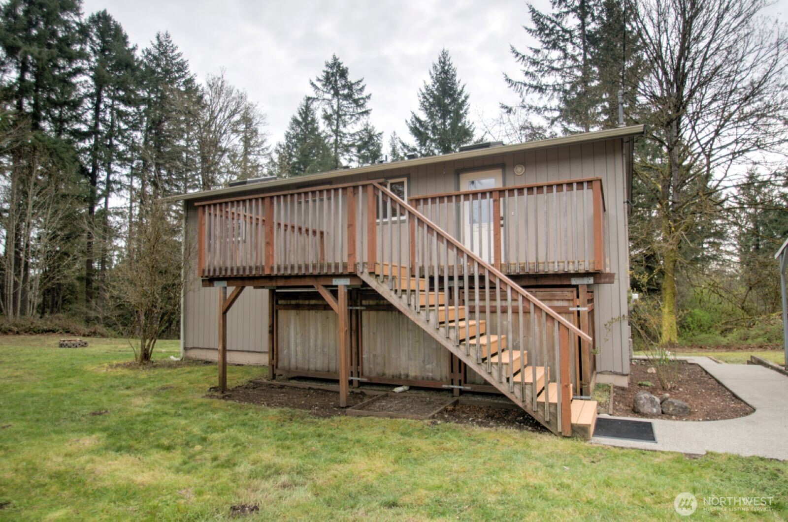 9839 Mullen Road Southeast Olympia, WA 98513 - Photo 16 of 20