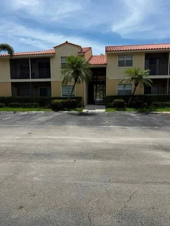 $1,700 | 1249 Southwest 46th Avenue, Unit 1401, Pompano Beach, FL 33069