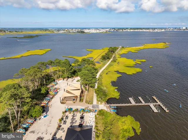 $600,000 | 11057 Destination Drive, Selbyville, DE 19975