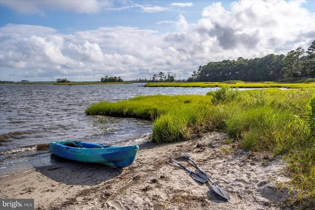 $600,000 | 11057 Destination Drive, Selbyville, DE 19975