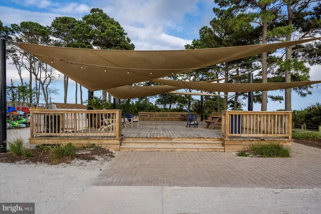 $600,000 | 11057 Destination Drive, Selbyville, DE 19975