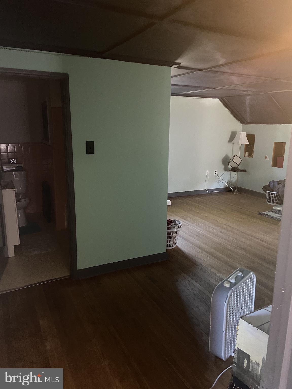 721 Surrey Road Aldan, PA 19018 - Photo 19 of 26 Master Bedroom -2nd flr