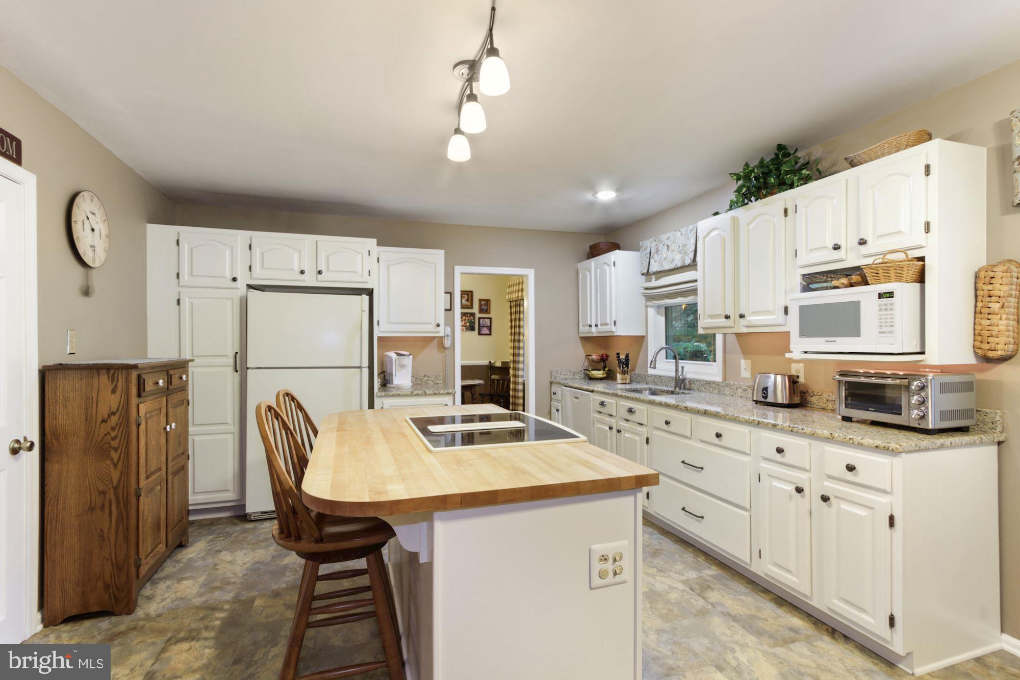 52 Old Lancaster Road Malvern, PA 19355 - Photo 9 of 45 kitchen
