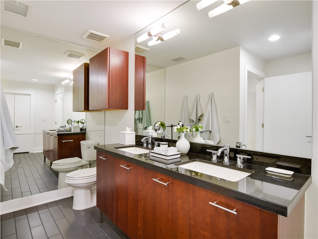 603 Davis Street, Unit 2001 Austin, TX 78701 - Photo 14 of 15