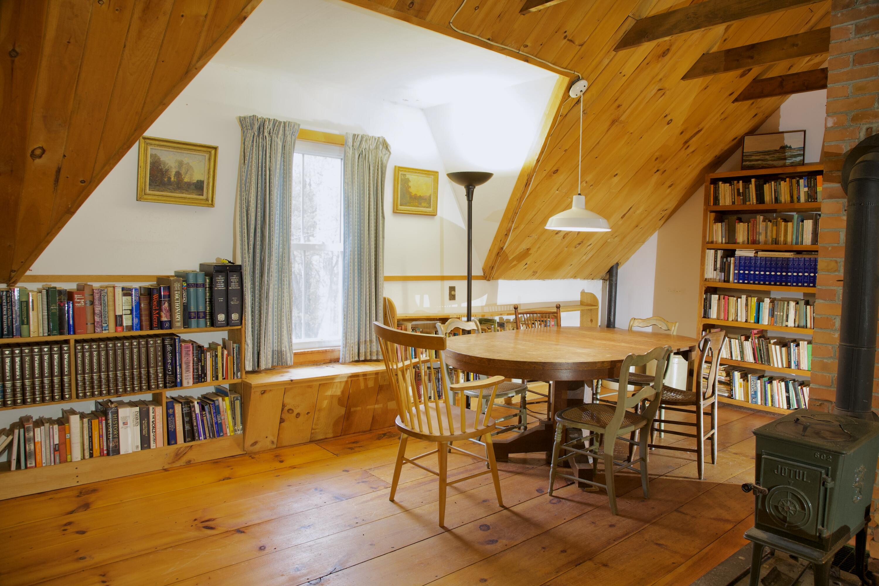 147 Mitchell Brook Road Temple, ME 04984 - Photo 31 of 67 Family room