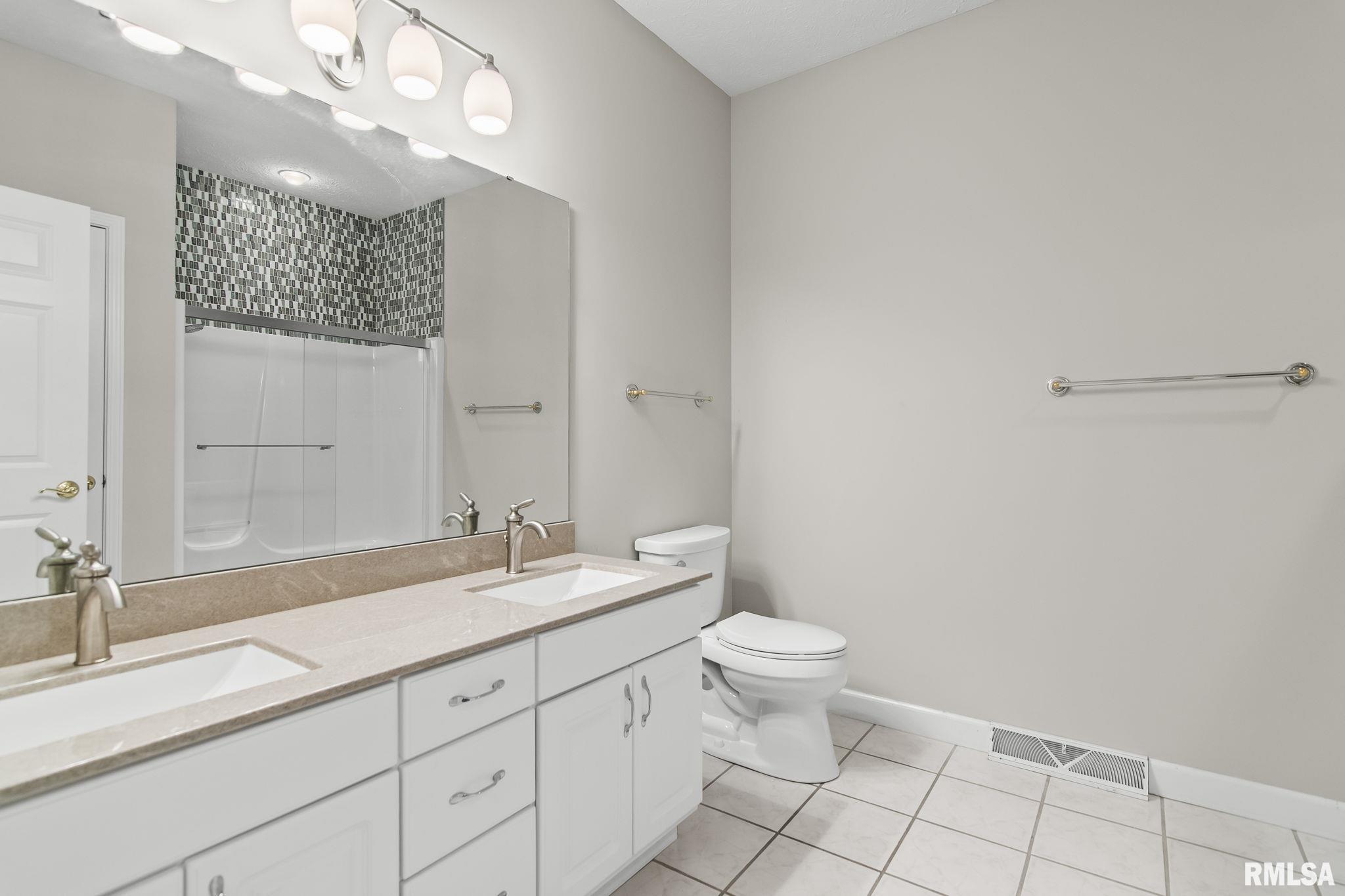 6600 Carlisle Bend Springfield, IL 62711 - Photo 29 of 47
