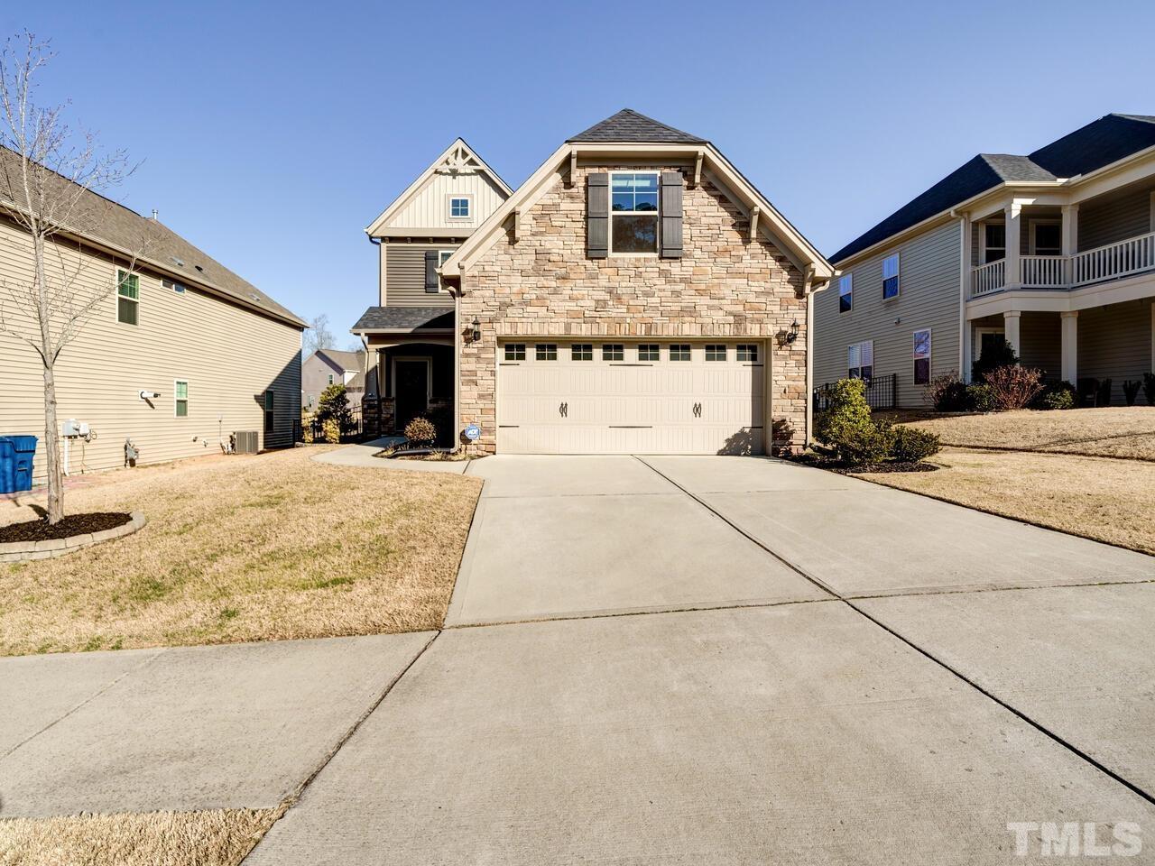207 Maple Walk Street Durham, NC 27703 - Photo 3 of 50