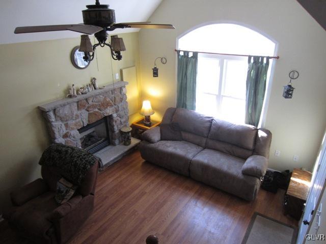 1110 Cameron Road Effort, PA 18330 - Photo 23 of 46 a living room with furniture and a window