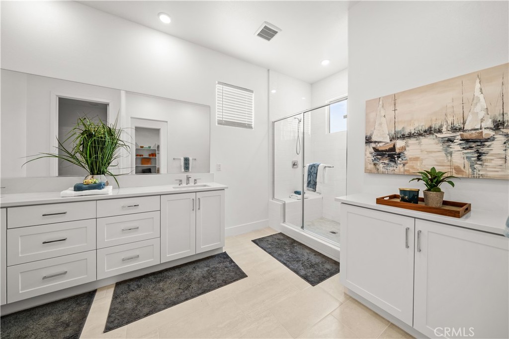 426 Treble Irvine, CA 92618 - Photo 32 of 69