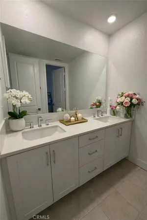 $1,850,000 | 426 Treble, Irvine, CA 92618