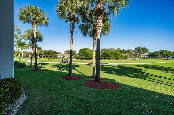 $259,900 | 6945 Dennis Circle, Unit I107, Naples, FL 34104