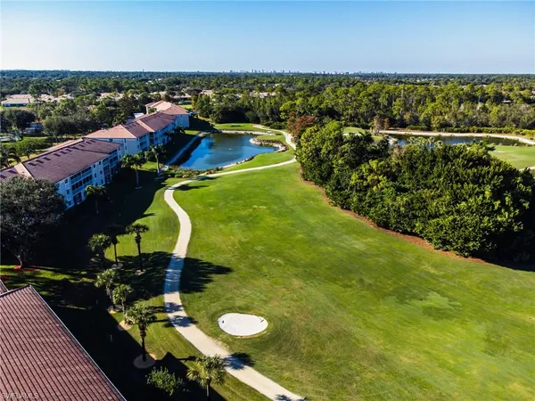 $259,900 | 6945 Dennis Circle, Unit I107, Naples, FL 34104