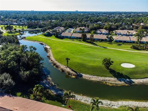 $259,900 | 6945 Dennis Circle, Unit I107, Naples, FL 34104