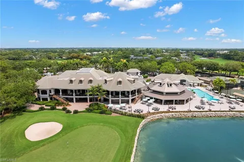 $800,000 | 2120 Aberdeen Lane, Unit 101, Naples, FL 34109