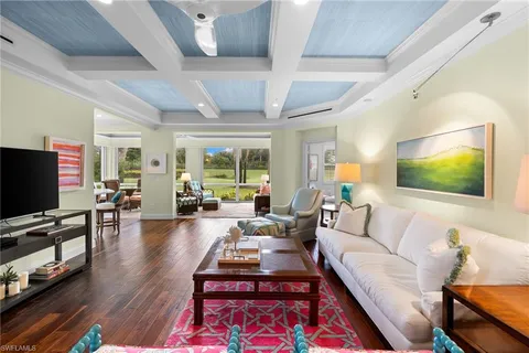 $800,000 | 2120 Aberdeen Lane, Unit 101, Naples, FL 34109