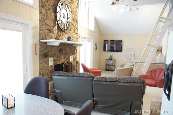 $835,000 | 167 Bermuda Drive, Camdenton, MO 65020