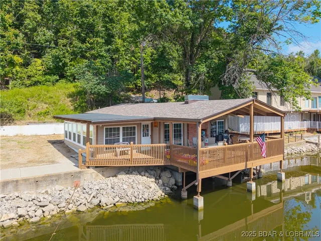 $835,000 | 167 Bermuda Drive, Camdenton, MO 65020