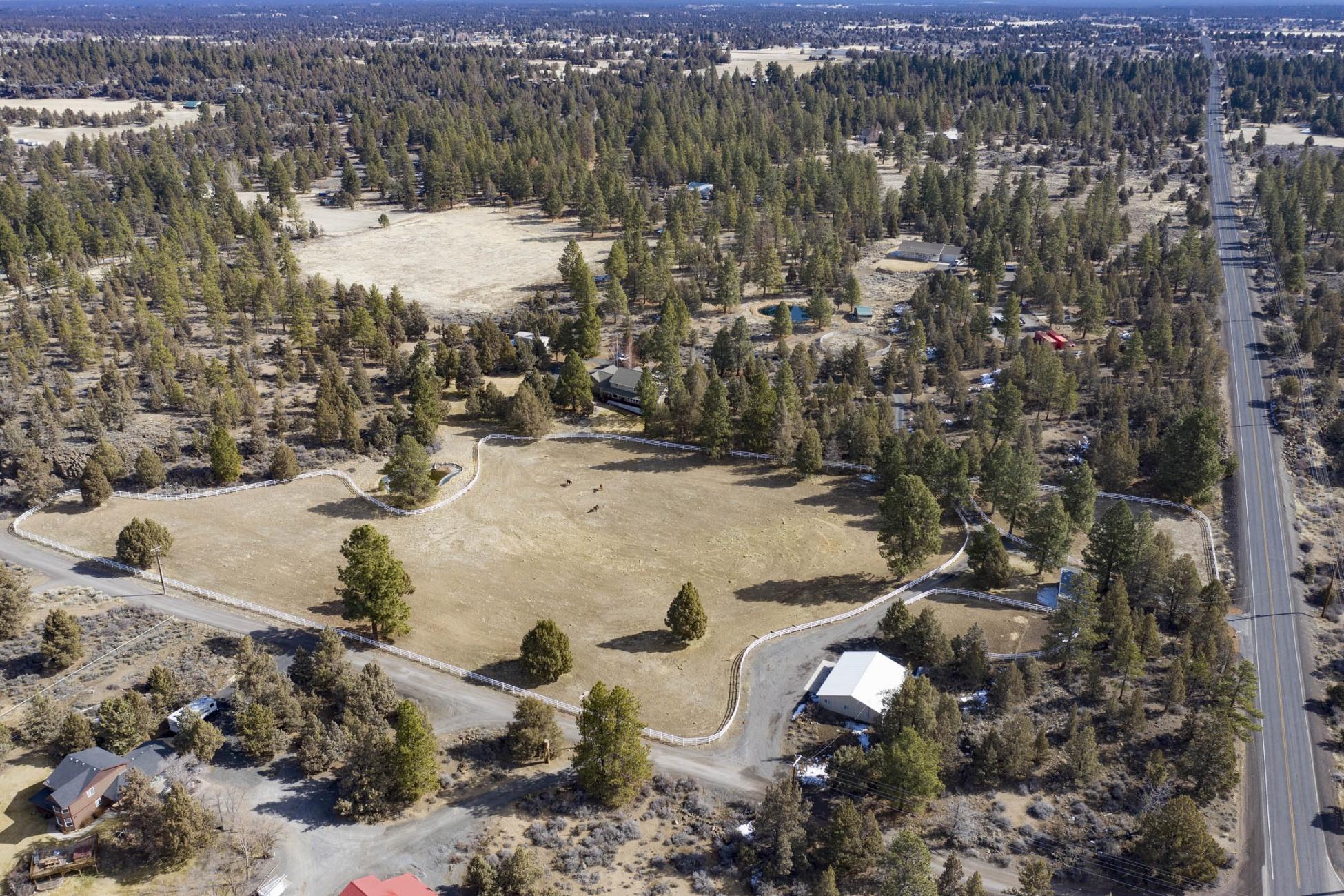 21620 Rickard Road Bend, OR 97702 - Photo 43 of 49 batch_42