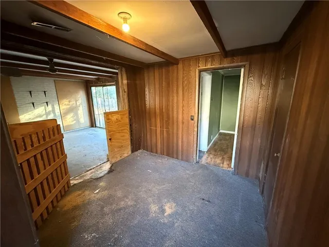 $179,900 | 8208 West 81st Street, Overland Park, KS 66204