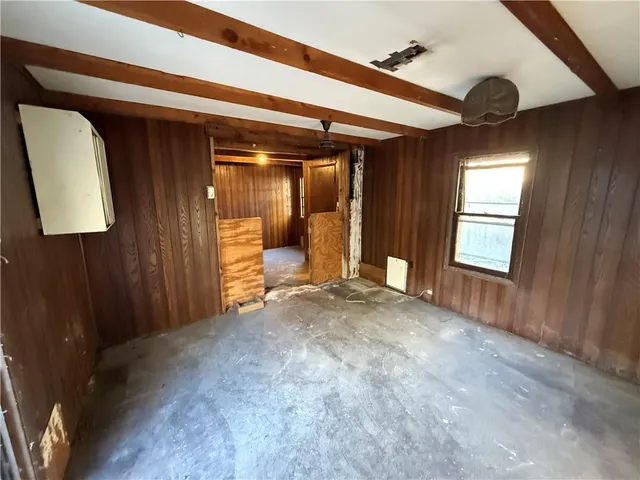 $179,900 | 8208 West 81st Street, Overland Park, KS 66204